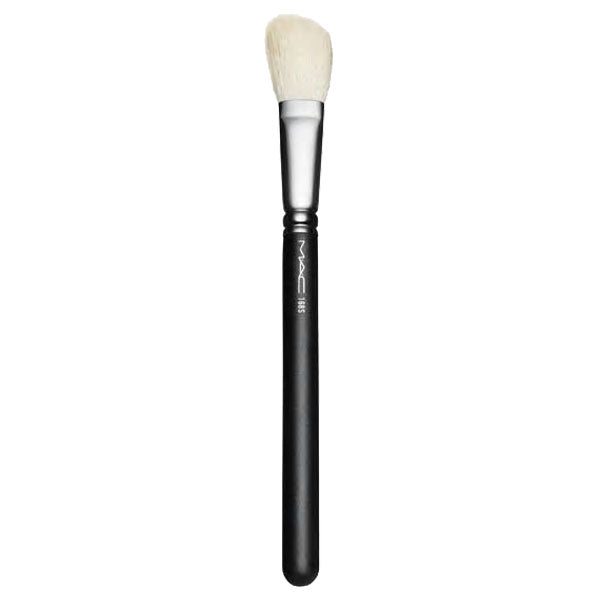M.A.C #168S Large Angle Contour Brush