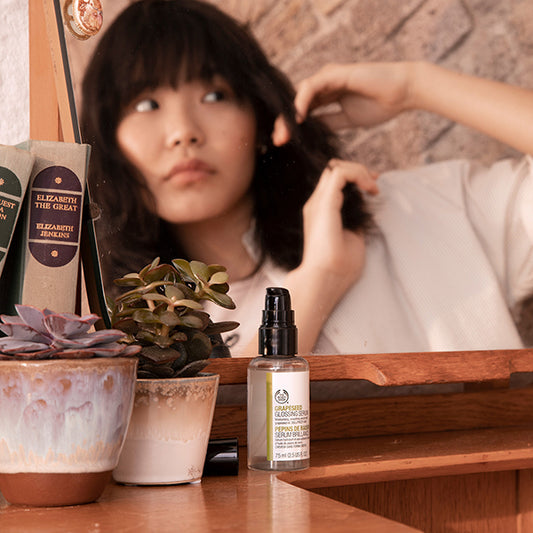 The Body Shop Grapeseed Glossing Hair Serum, 60ml