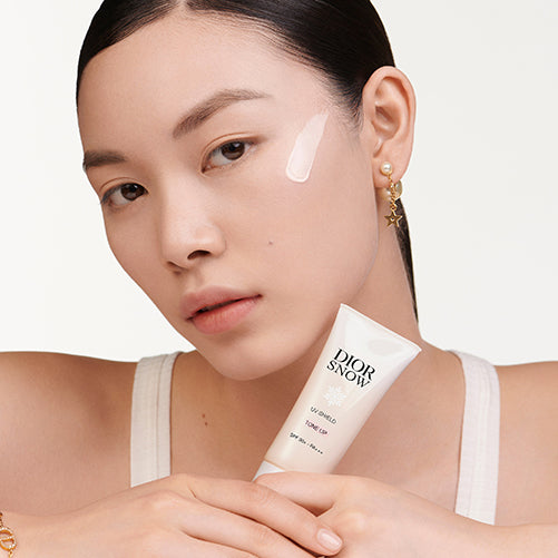 Dior Snow UV Shield Tone-Up 50+ SPF50/, 30ml