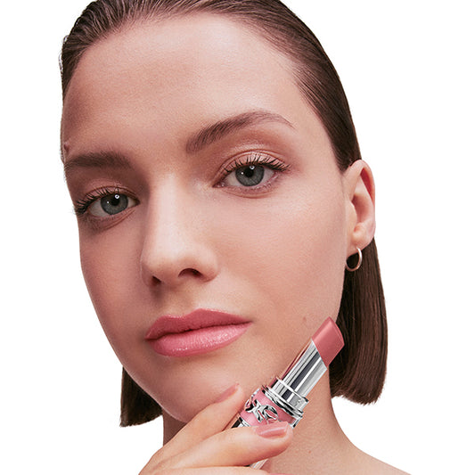 Yves Saint Laurent Love Shine Lipstick (150 Nude Lingerie)