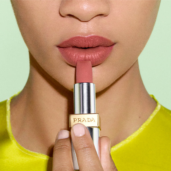 Prada Beauty Monochrome Weightless Lip Color Matte Leather (B02 Quartz)