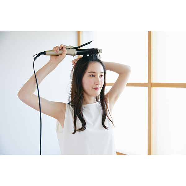 Ya-Man Tokyo Japan Smooth Iron Photo Ion Curl 32mm