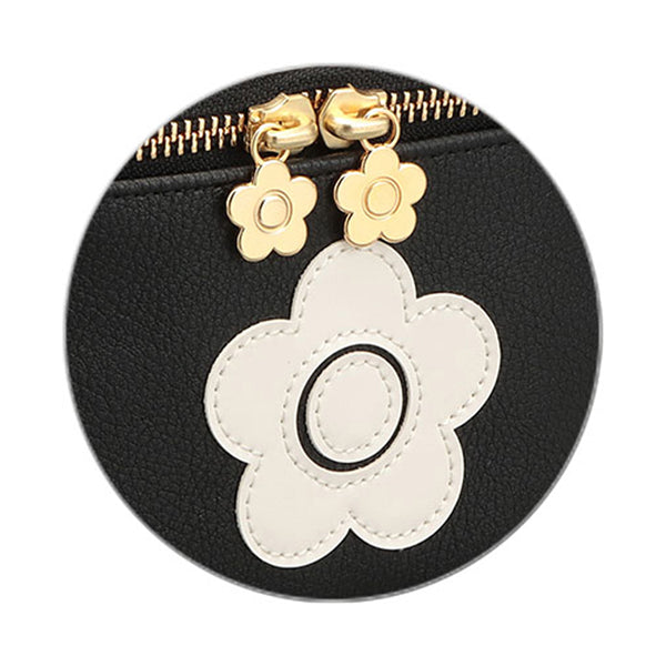 Mary Quant Enamel Icon Daisy Patch Vanity, Black, H11 x W16.5 x D7cm, Handle: 12.5cm