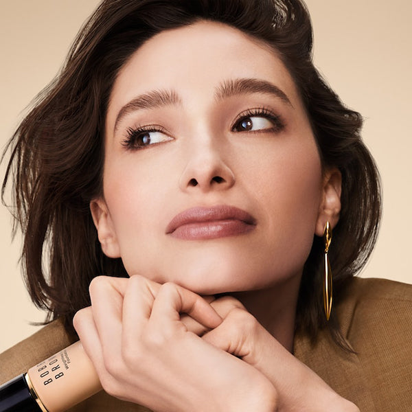 BOBBI BROWN Weightless Skin Foundation, SPF15 PA++, Mini Size, N-042 Beige, 13ml