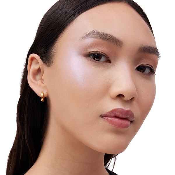 Yves Saint Laurent All Hours Hyperluminizer (69 Lavender Last)