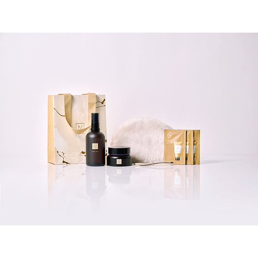 N organic Vie Skincare Set with Pouch