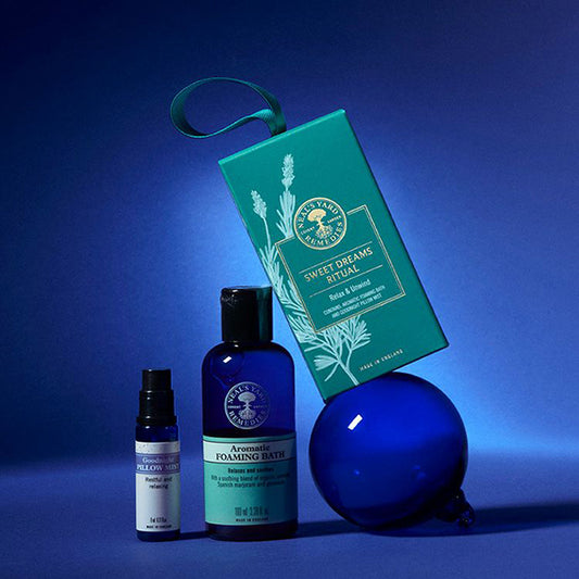 Neal’s Yard Remedies Sweet Dreams Gift, Gift Box (100ml, 8ml)