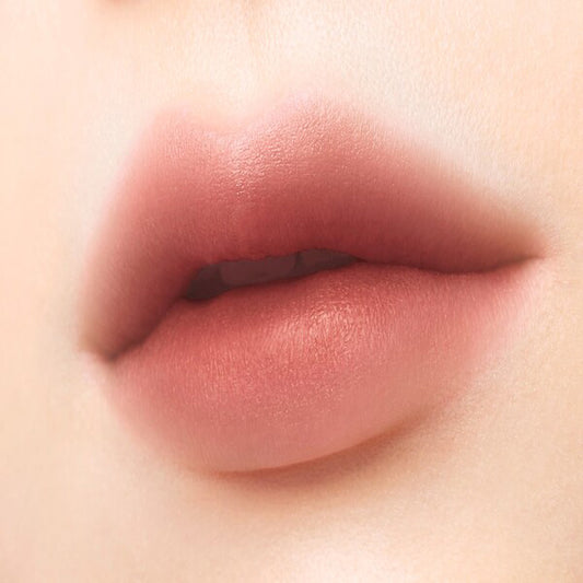 OPERA Sheer Matte Lipstick (04 Brown)