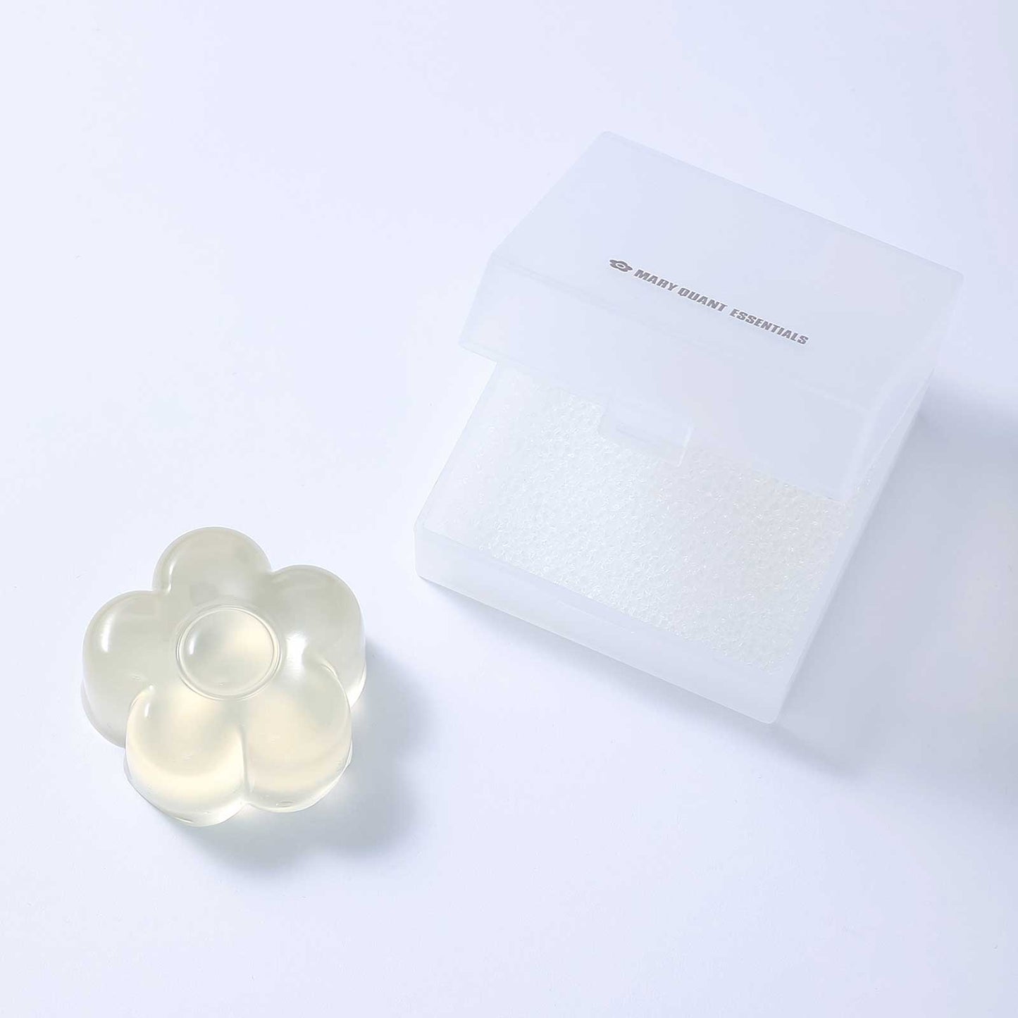 MARY QUANT Essentials Soap Case