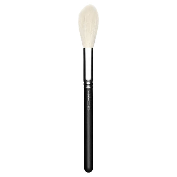 M.A.C #137S Long Blending Brush
