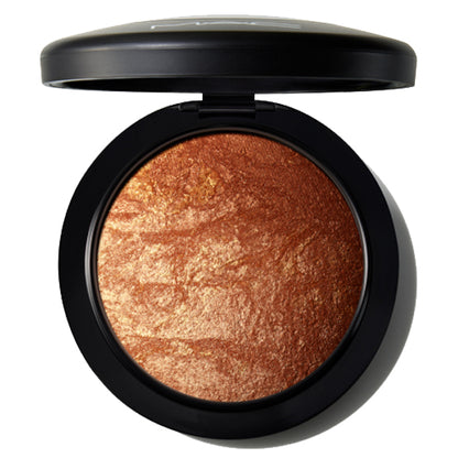 M·A·C Mineralize Skinfinish (Gold Deposit)