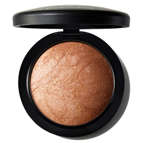 M·A·C Mineralize Skinfinish (Global Glow)