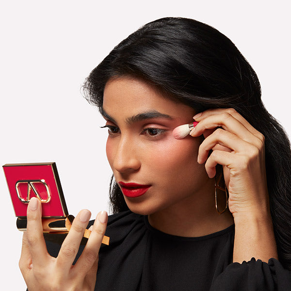 VALENTINO BEAUTY Eye 2 Cheek, 04 Coral Pink, 3.6g