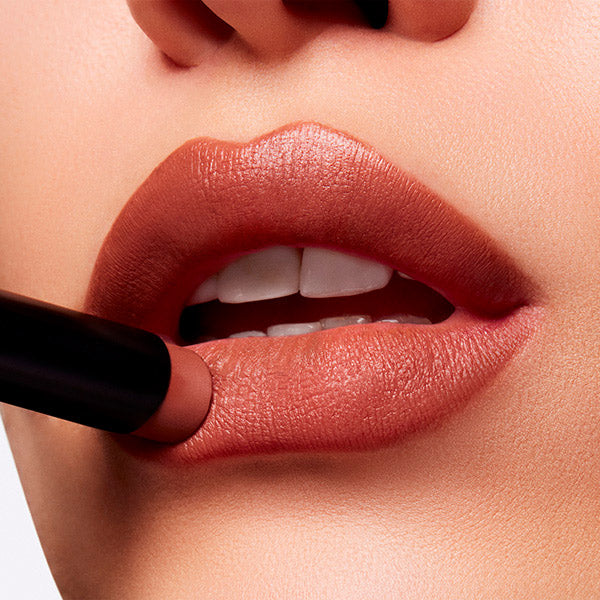 M·A·C Powder Kiss Velvet Blur Slim Lipstick (Spice World)