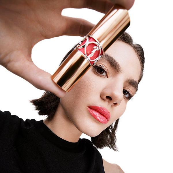 Yves Saint Laurent Love Shine Candy Glaze, 15 Show Casing Nude, 3.2g