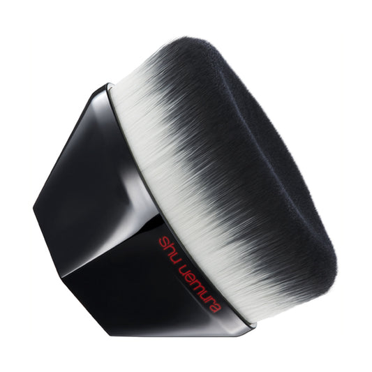 shu uemura Tsuya 55 Foundation Brush, 1 piece