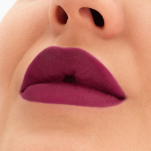 M·A·C Locked Kiss Lipstick (Reign)