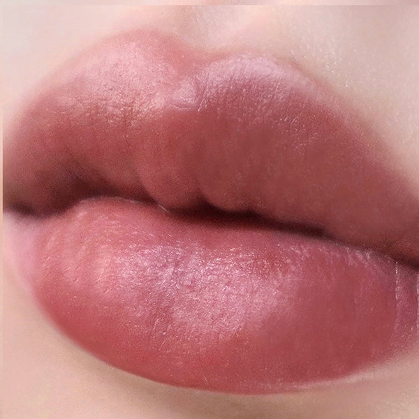 MARY QUANT Matte Lipstick (R-01 Cranky Apple)