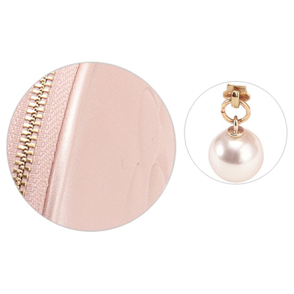 Mary Quant Emboss Daisy Pearl Round Pouch (Pearl Pink)