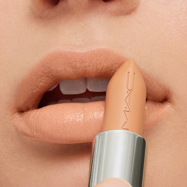 M·A·C Maximal Sleek Satin Lipstick (Crème d’Nude)), vanilla scent