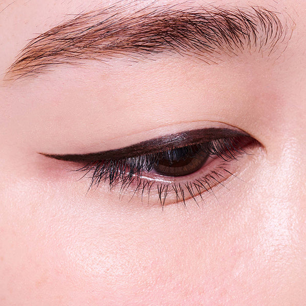 THREE FUN TO FUNKY Liquid Eyeliner, 05 MAGIC MUSE, 0.4ml