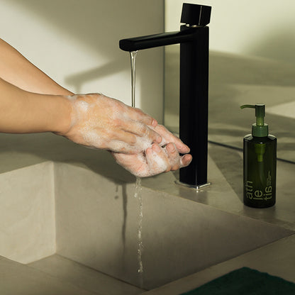 athletia Aroma Wrapping Hand Wash, 250ml