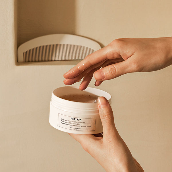 Replica Body Scrub Lazy Sunday Morning, 200ml, Floral Musk