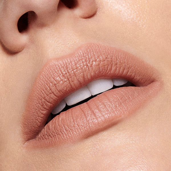 M.A.C Maximal Silky Matte Lipstick, Yash, 3.5g