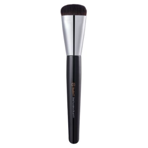 Studio17 Glide Foundation Brush 411
