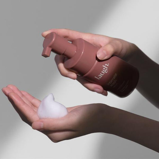 laugh. Intimate Wash (Sweet Bouquet), 100ml