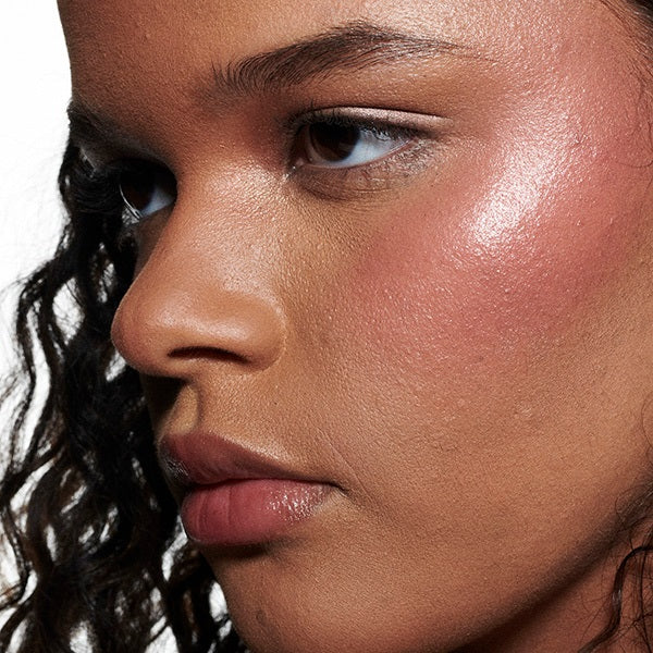 M·A·C Strobe Beam Liquid Blush (Magic Aura)