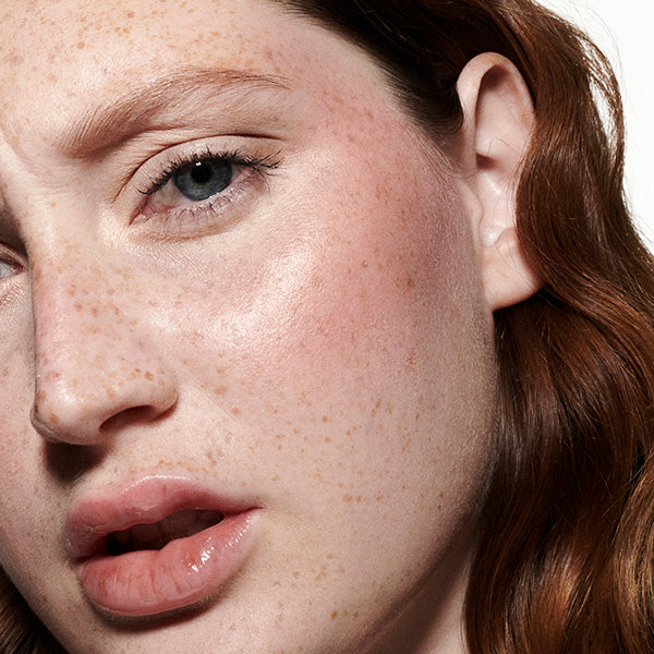 M.A.C Strobe Beam Liquid Blush, Ice Gleam, 4.3ml