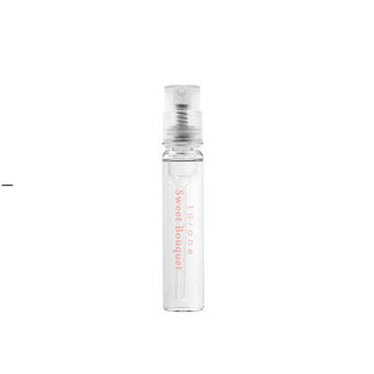 to/one Makeup Kit