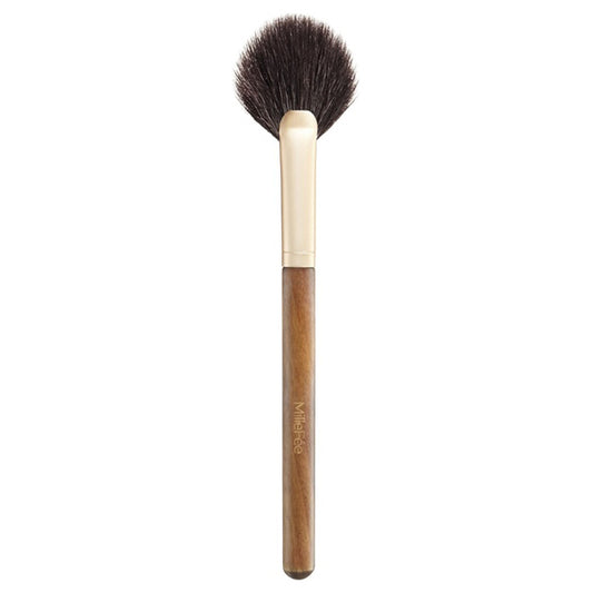MilleFee Fluffy Touch Brush 201 Fan-Shaped Highlight Brush