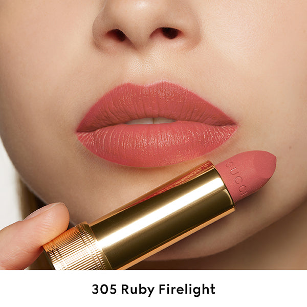 Gucci Rouge à Lèvres Matte, 305 Ruby Firelight, 3.5g, Velvety smooth and rich matte finish