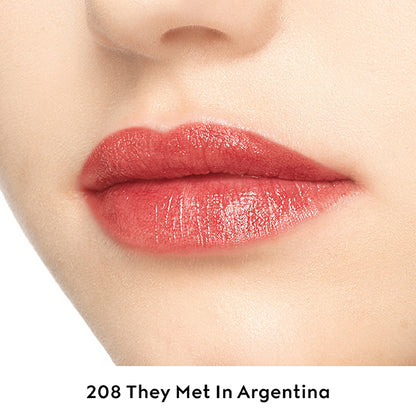 Gucci Rouge à Lèvres Voiles, 208 They Met in Argentina, 3.5g, Sheer and delicate finish