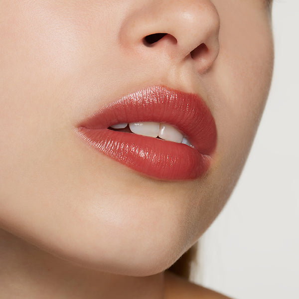 Gucci Rouge à Lèvres Voiles, 203 Mildred Rosewood, 3.5g, Sheer and delicate finish