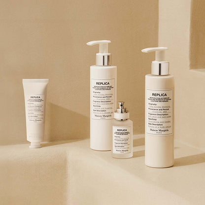 Maison Margiela Fragrances Replica Shower Gel Lazy Sunday Morning, 200ml (Floral Musk)