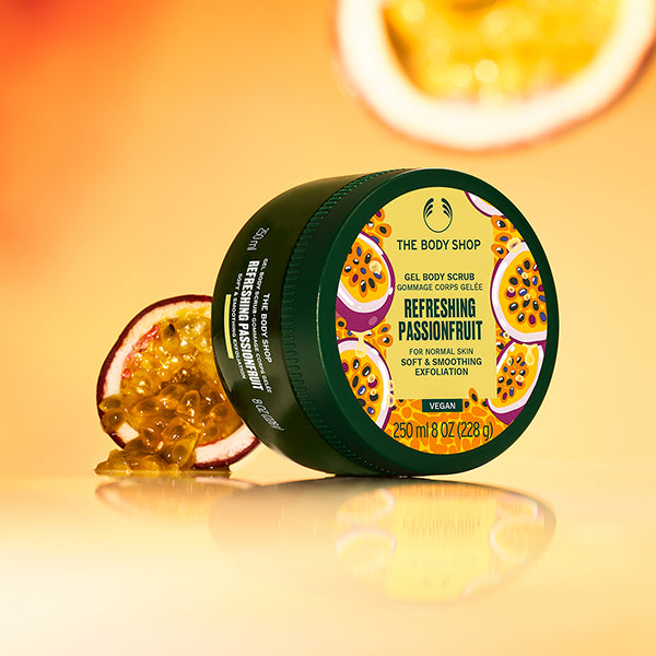 THE BODY SHOP Limited Edition Refreshing Passionfruit Body Scrub, 250ml