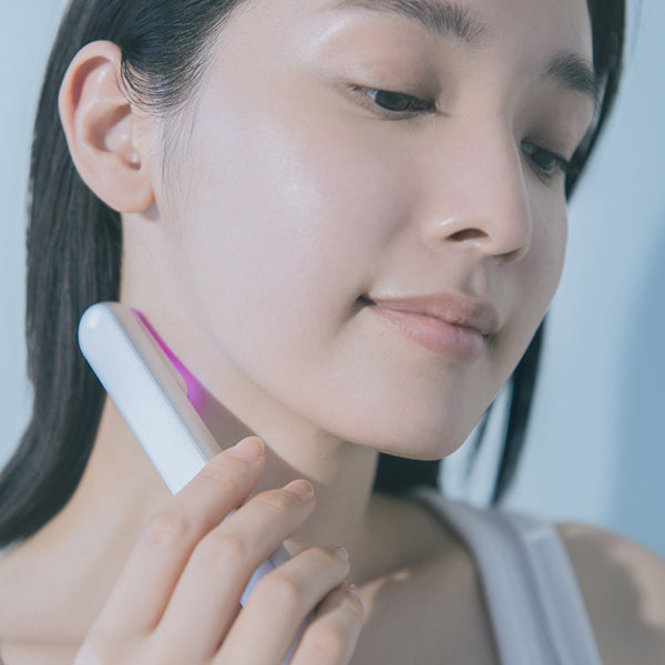 Re・De Suhada Facial Beauty Stick Device (White)