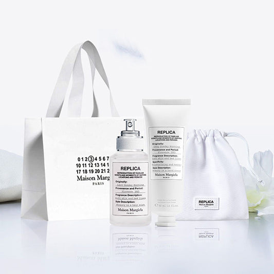 Maison Margiela Fragrances Replica Lazy Sunday Morning Body Care Set (Floral Musk)