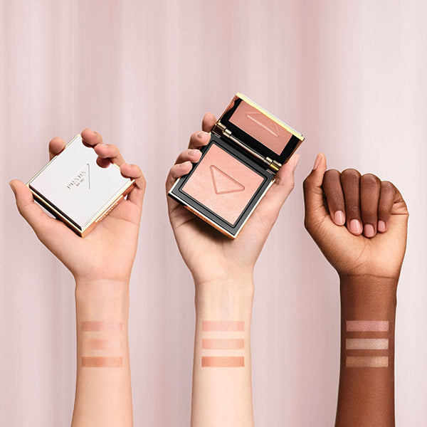 Light Glowing Powder, 01 Champagne, 6.8g