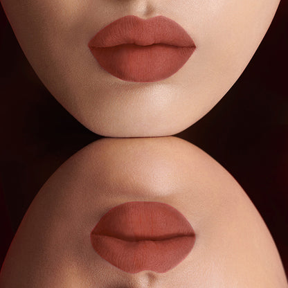 Burberry Kiss Liquid Matte, 81 Rich Caramel, 6ml