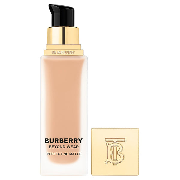 Burberry Beyond Wear Perfecting Matte, 30ml (45 LIGHT NEUTRAL)