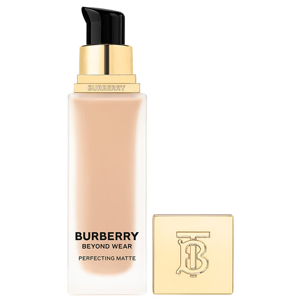 Burberry Beyond Wear Perfecting Matte, 30ml (40 LIGHT COOL)