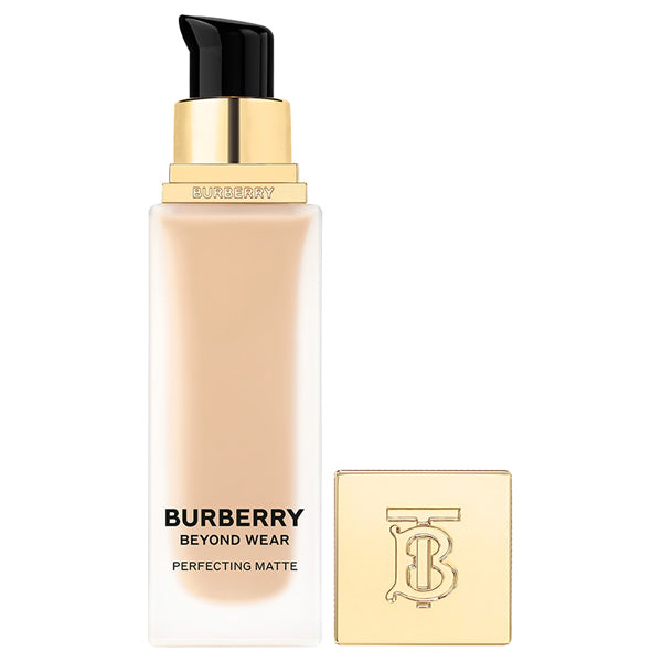 Burberry Beyond Wear Perfecting Matte, 30ml (30 LIGHT WARM)