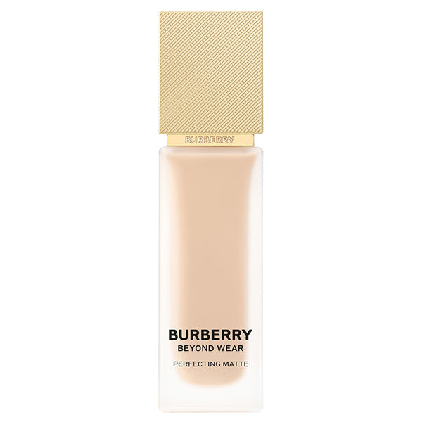 Burberry Beyond Wear Perfecting Matte, 20 Fair Cool, 30ml, Smooth and comfortable to wear