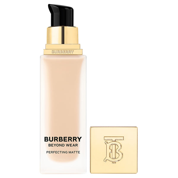 Burberry Beyond Wear Perfecting Matte, 30ml (10 FAIR COOL)