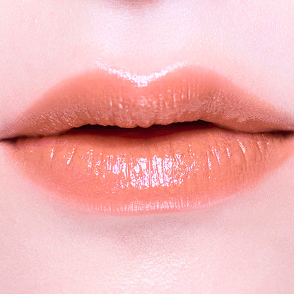 THREE Dream On Alluring Lipstick (07 Almond Tea)
