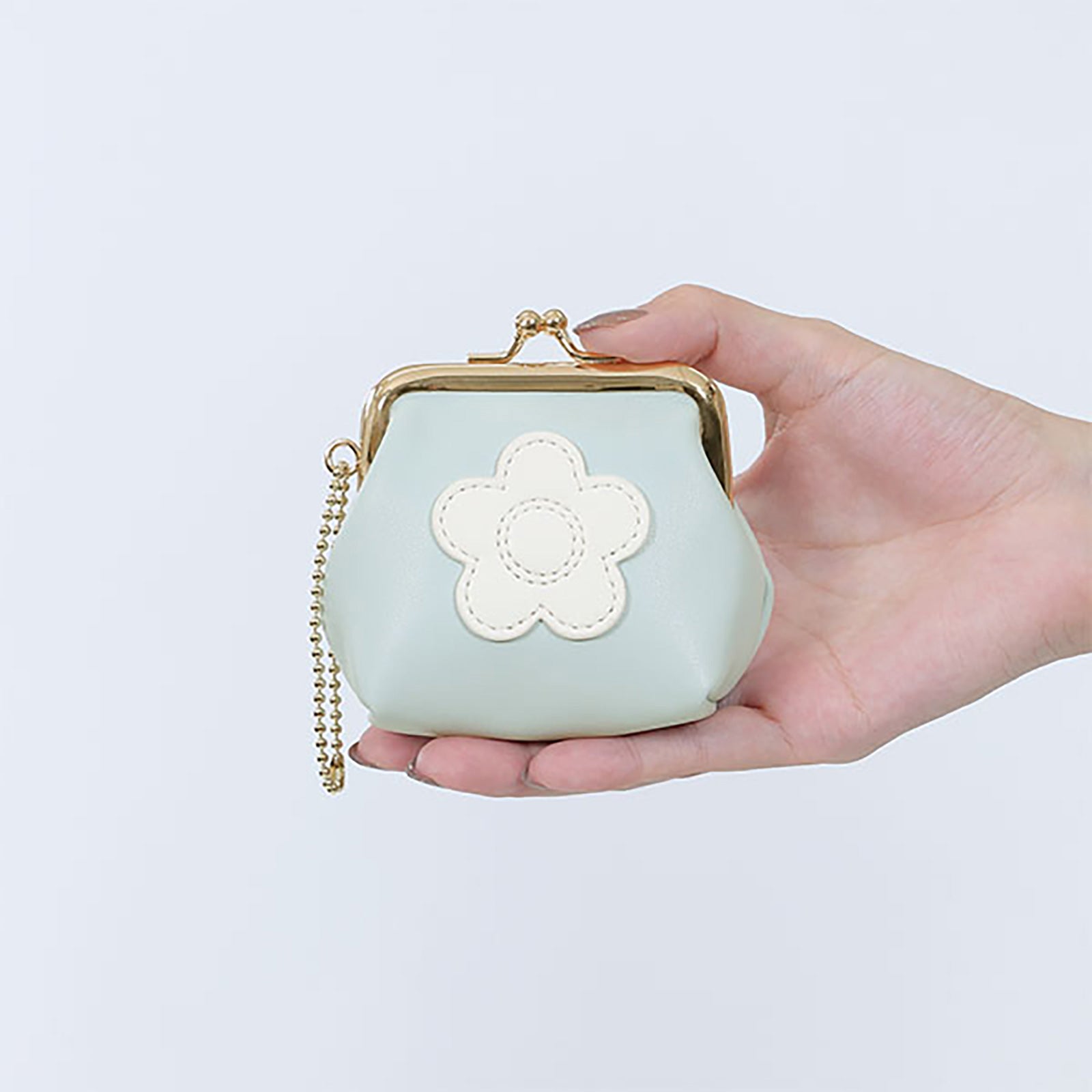 MARY QUANT Simple Daisy Mark 2 Mini Pouch (Light Blue)